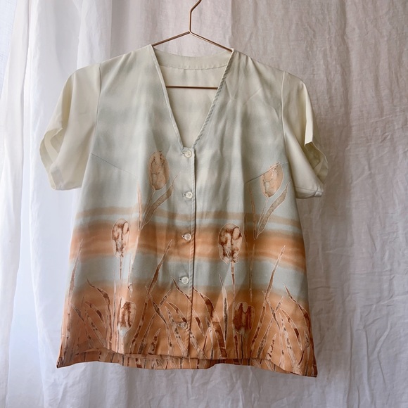 Vintage button-down blouse - Picture 5 of 6